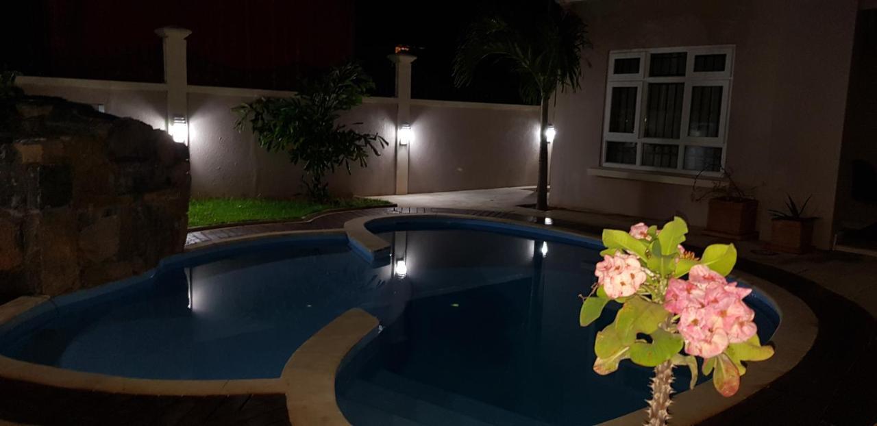 Northern Pearl Luxury Apartments Mont-Choisy Buitenkant foto